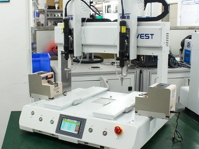 哪家自動擰螺絲機可以自動識別漏鎖、漏送問題？-堅豐股份