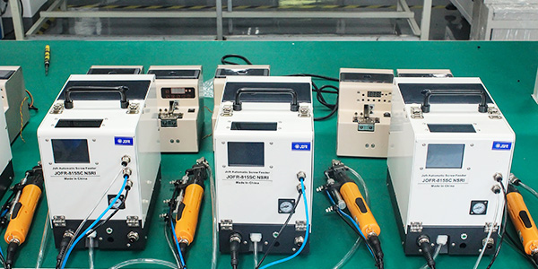 使用自動(dòng)鎖螺絲機(jī)要注意哪些方面？堅(jiān)豐電子告知您